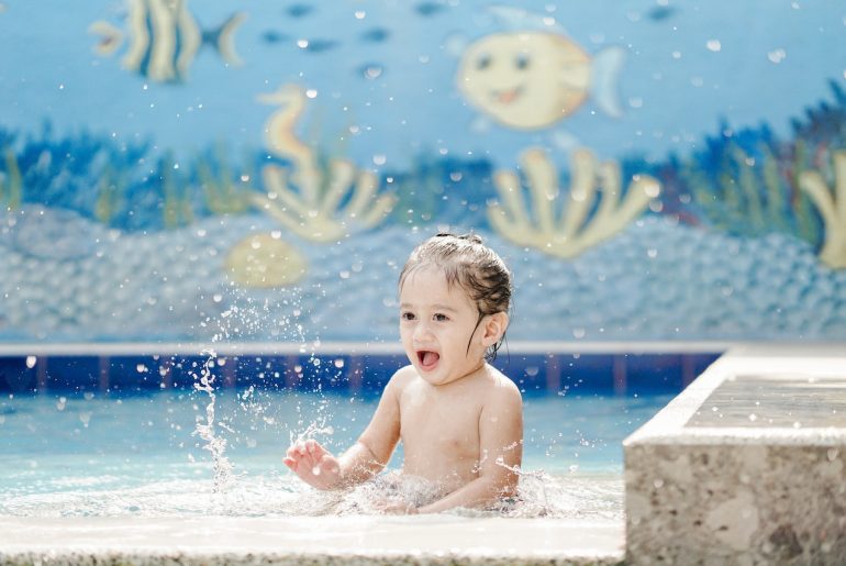 can babies breathe underwater